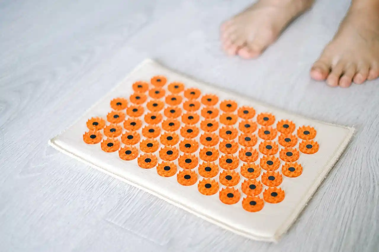 Discover the Ultimate Relaxation with the best Foot Massage Mat: Say Goodbye to Expensive Spas!